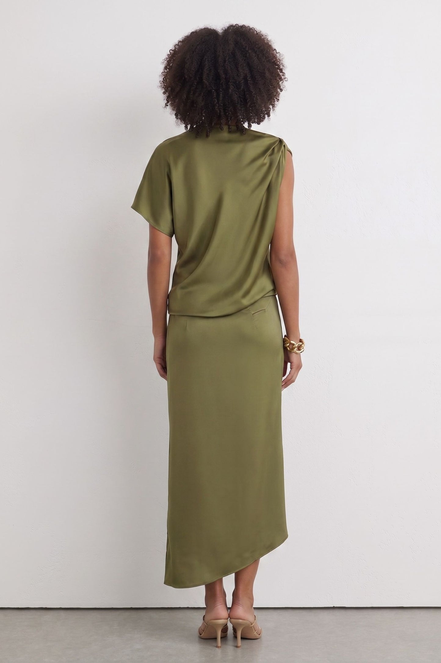 Robe Midi Drapée Asymétrique – Vert Olive