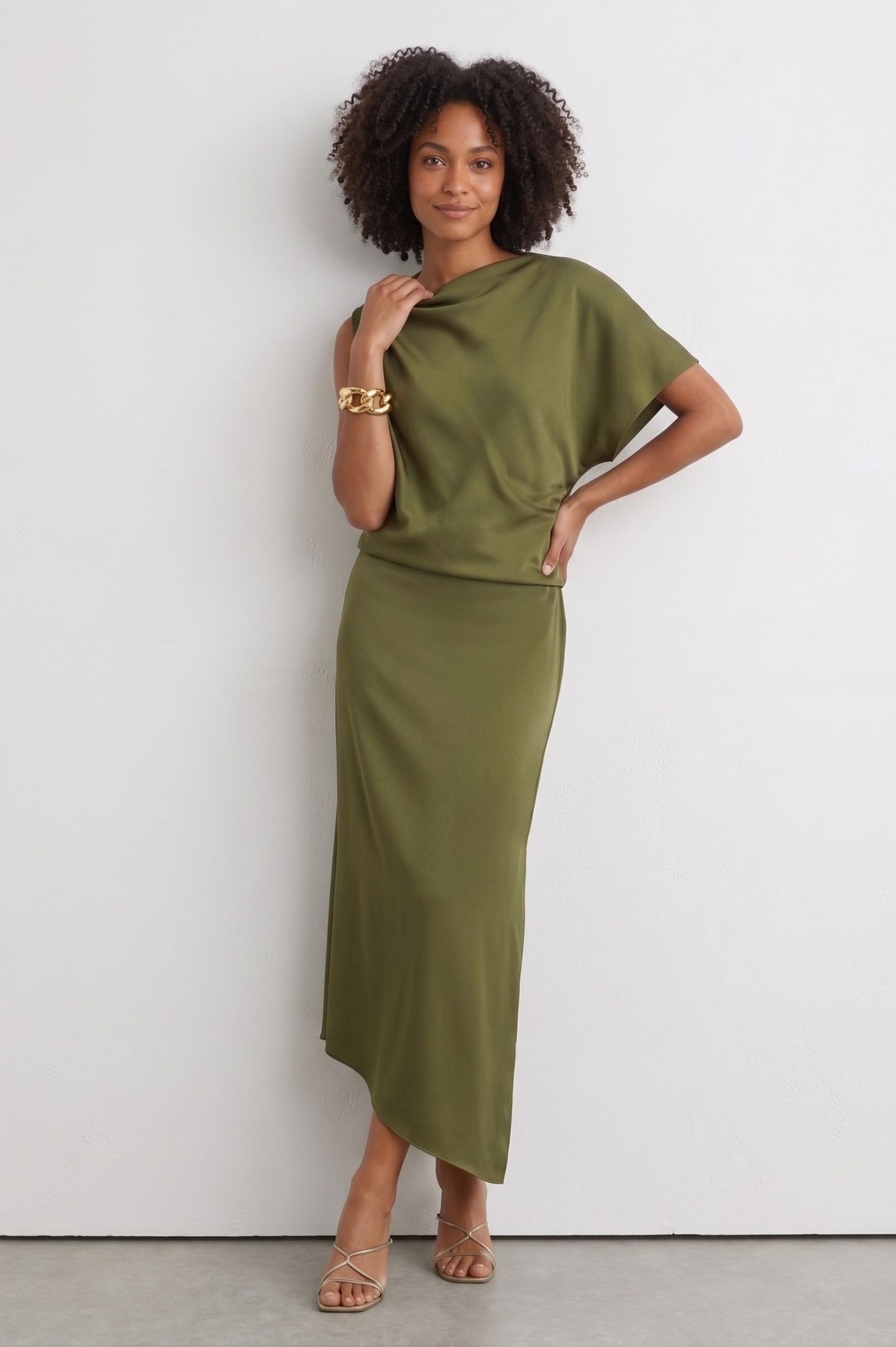 Robe Midi Drapée Asymétrique – Vert Olive