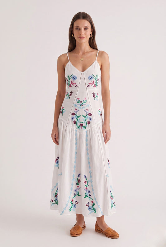 Robe Longue Blanche Bohème à Broderies Florales