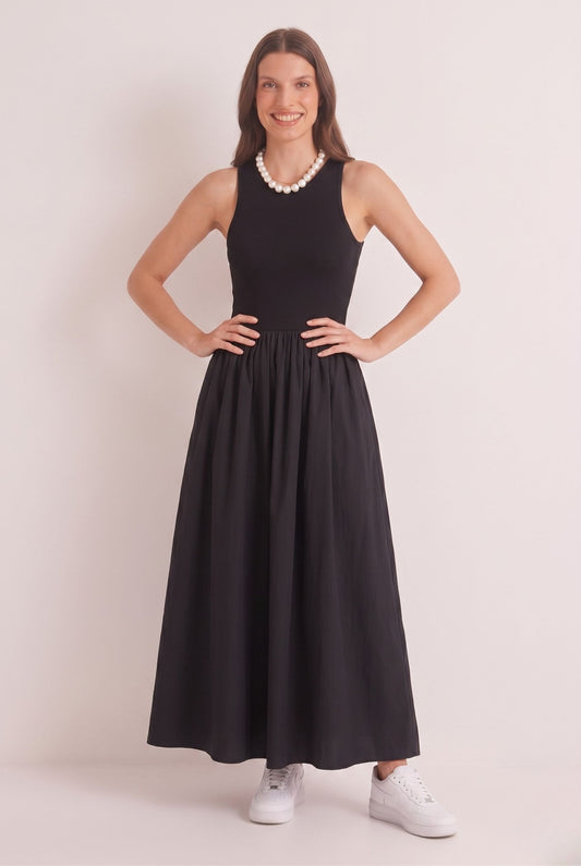 Robe Longue Noire Chic Bi-Matière à Encolure Haute