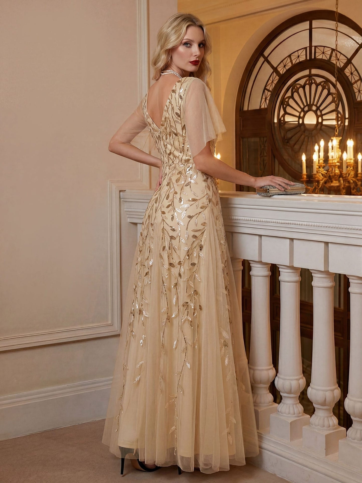 Robe Longue de Soirée Éclatante à Volants et Col en V Romantique