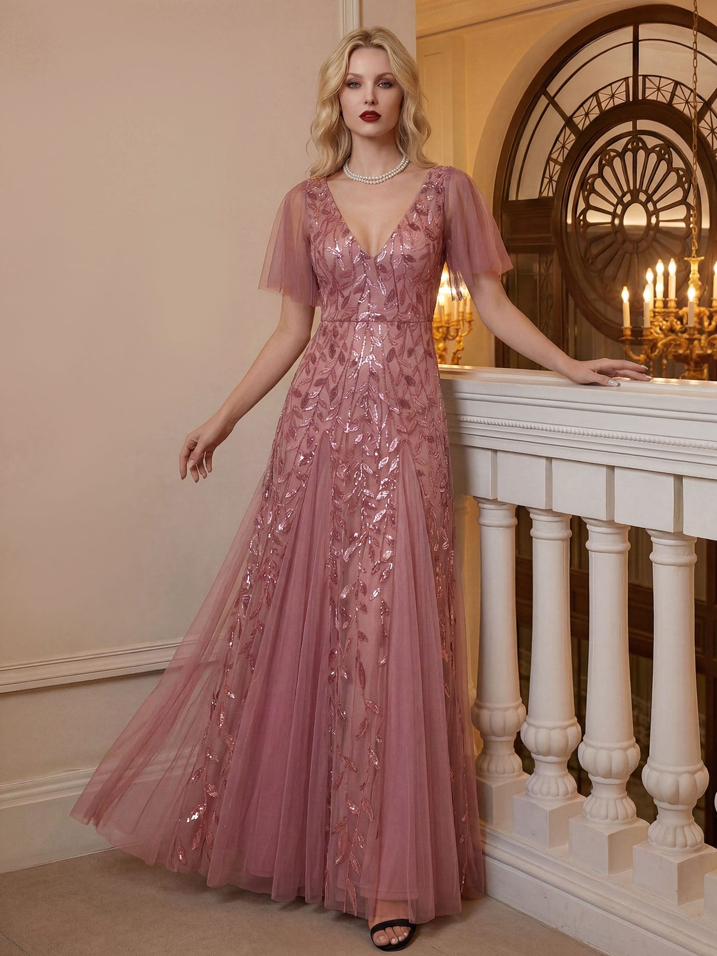 Robe Longue de Soirée Éclatante à Volants et Col en V Romantique