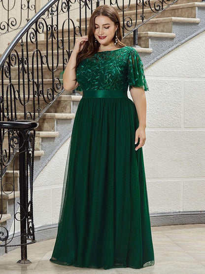 Robe longue de cérémonie à manches courtes avec broderie