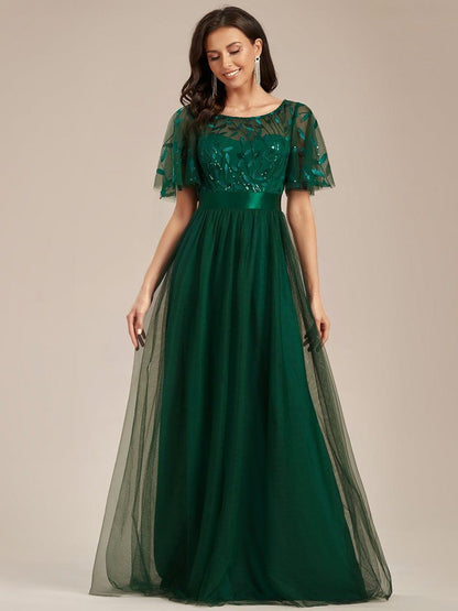 Robe longue de cérémonie à manches courtes avec broderie