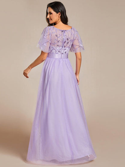 Robe longue de cérémonie à manches courtes avec broderie