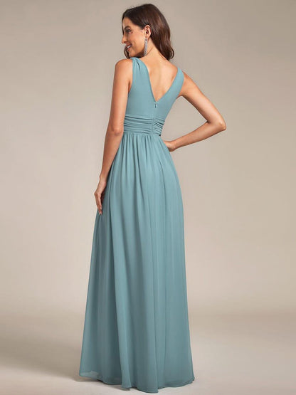 ever HUSH|V Neck Sleeveless Pleated Chiffon Evening Dress
