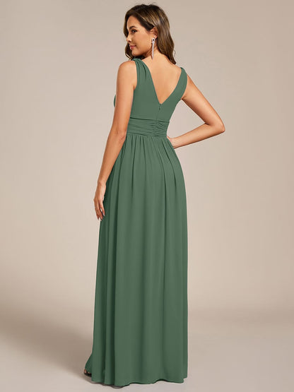 ever HUSH|V Neck Sleeveless Pleated Chiffon Evening Dress