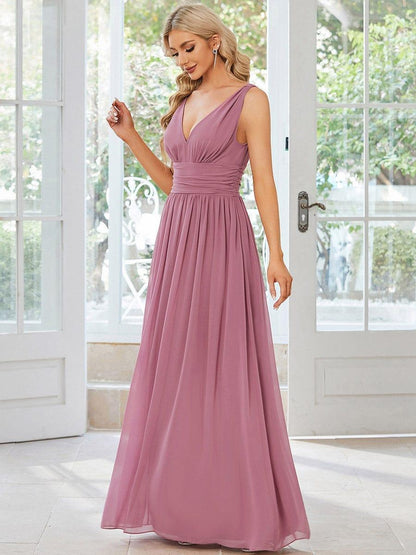 ever HUSH|V Neck Sleeveless Pleated Chiffon Evening Dress