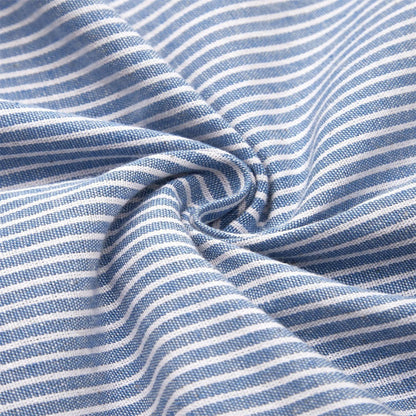 Lina – Robe avec détails de boutons