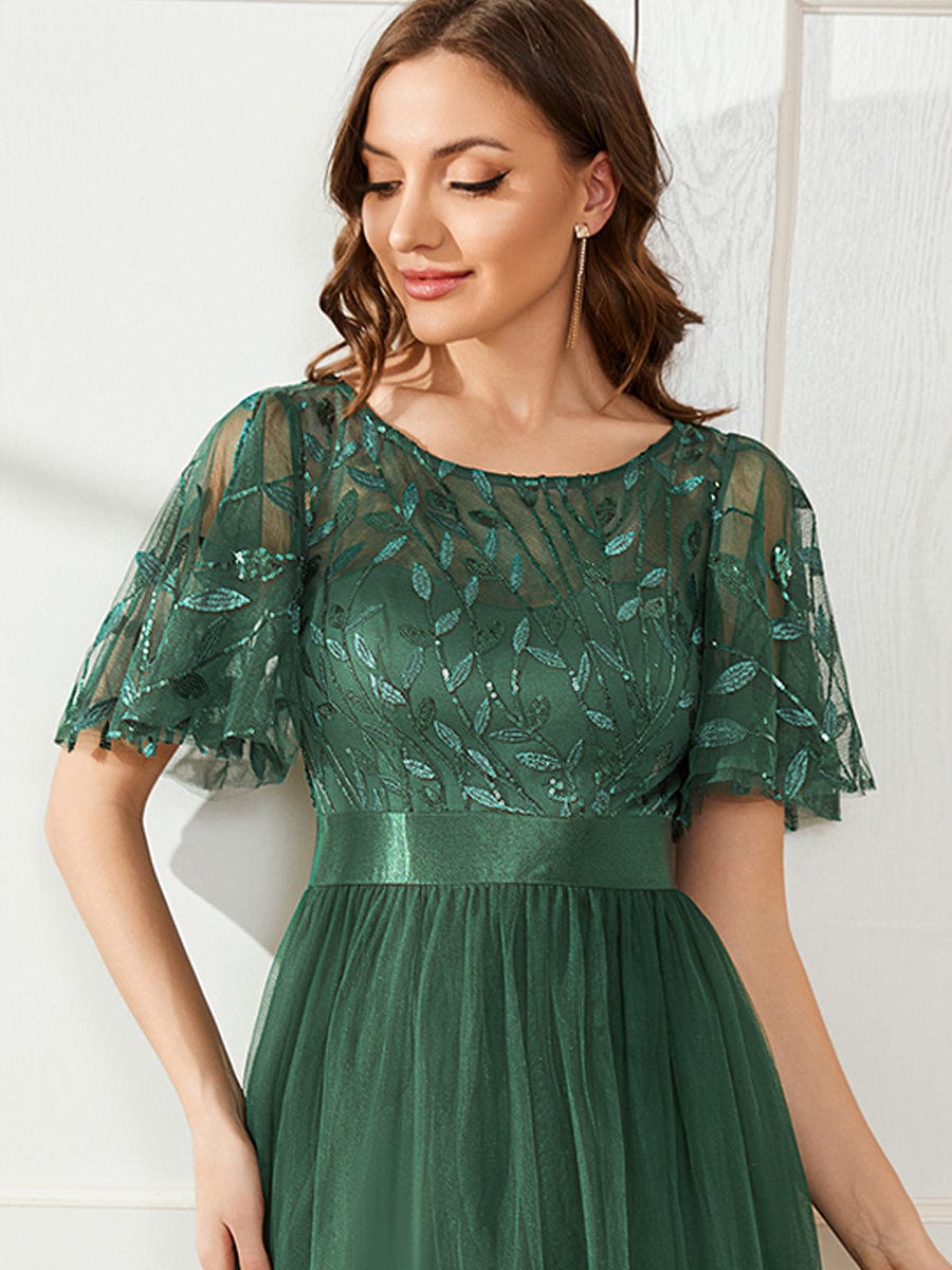 Robe longue de cérémonie à manches courtes avec broderie