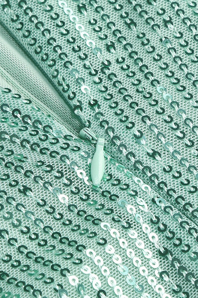 Robe Maxi Évasée à Épaule Unique et Décolleté Fissuré