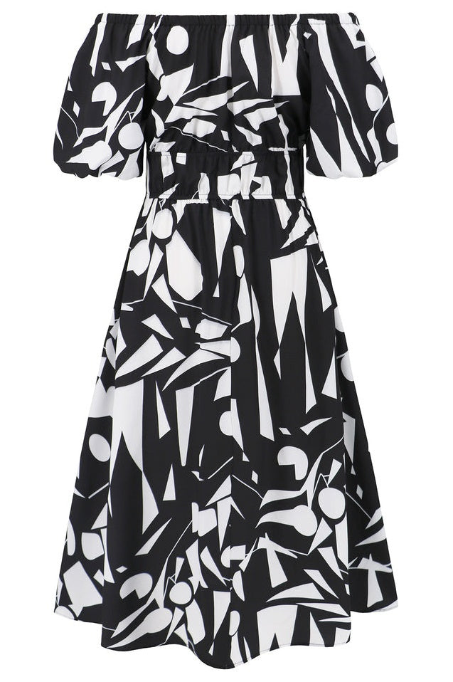 Robe Brodée à Manches Ballon Décolletée