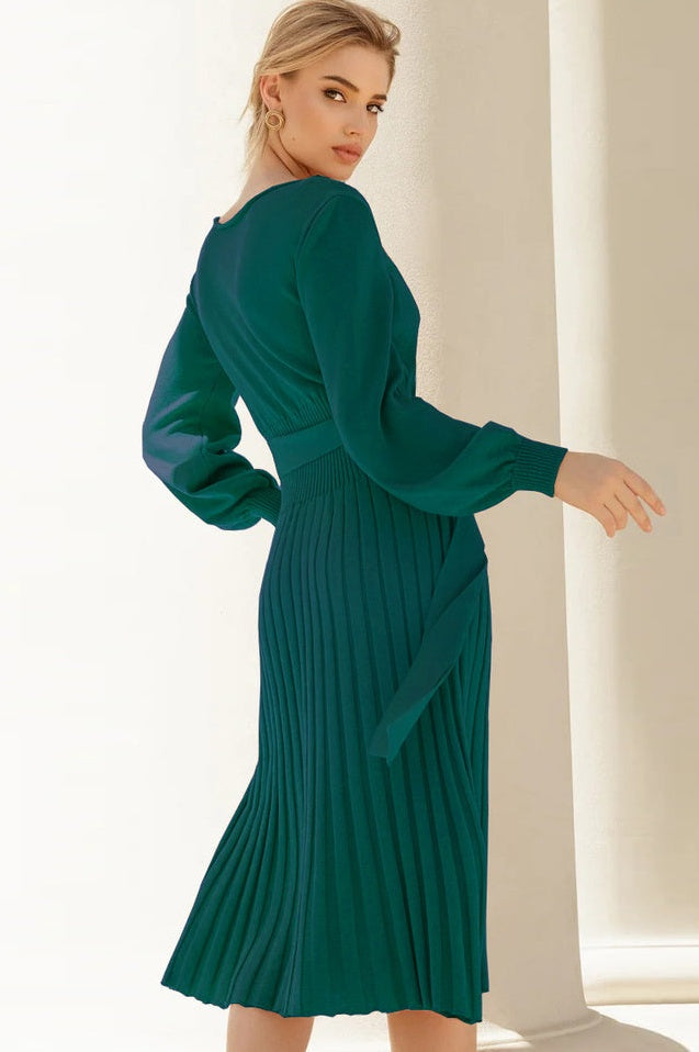Robe Tricot Épousant à Manches Longues Brodée et Plissée