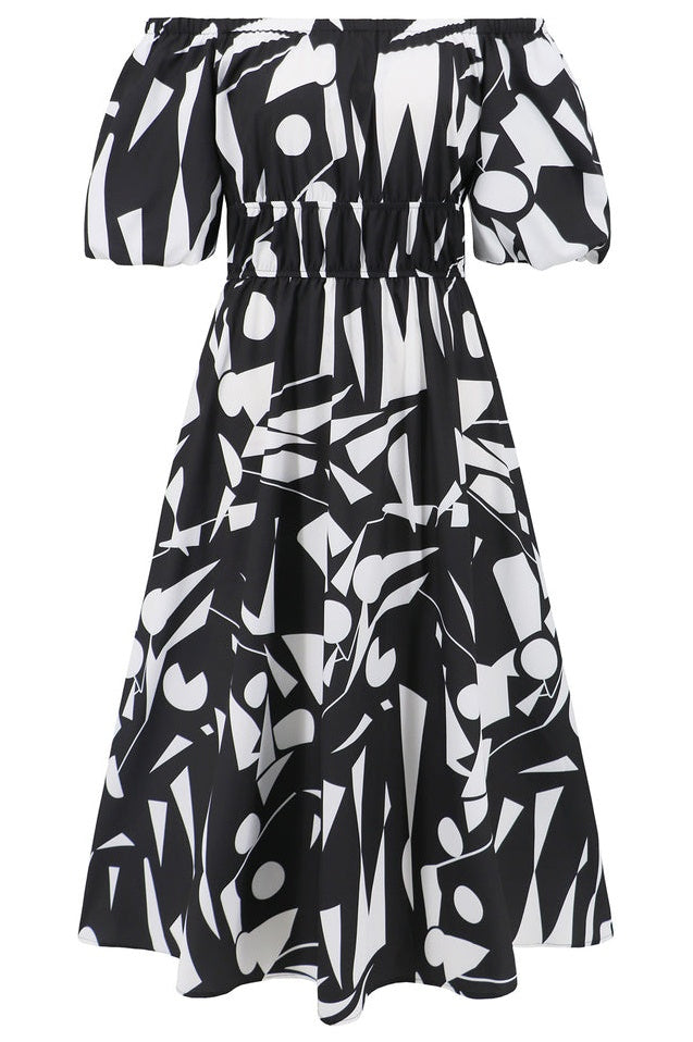Robe Brodée à Manches Ballon Décolletée