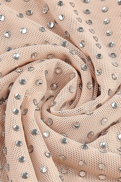Robe de Cocktail Brodée à Épaule Dégagée avec Bracelet en Diamants