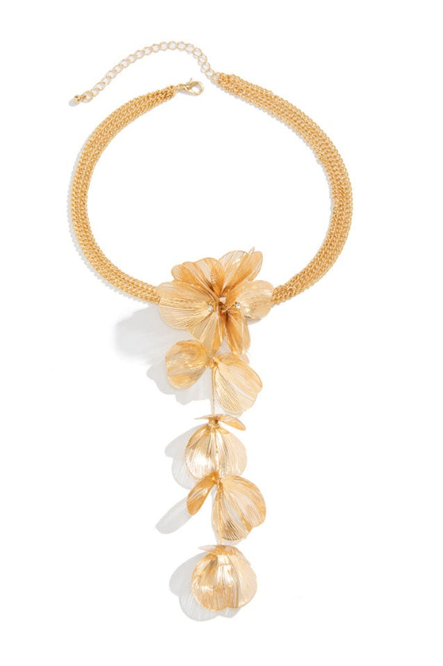 Ensemble de Boucles d'Oreilles et de Collier à Franges Florales