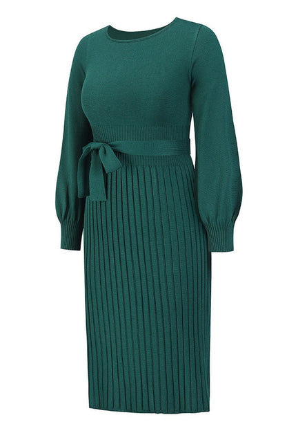 Robe Tricot Épousant à Manches Longues Brodée et Plissée
