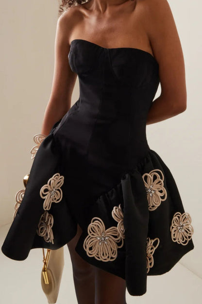 Robe Mini Brodée à Corset avec Applications Florales