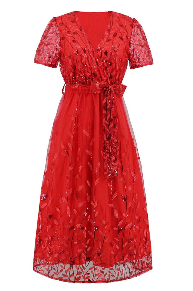 Robe Brodée de Feuilles à Sequins avec Décolleté Lié