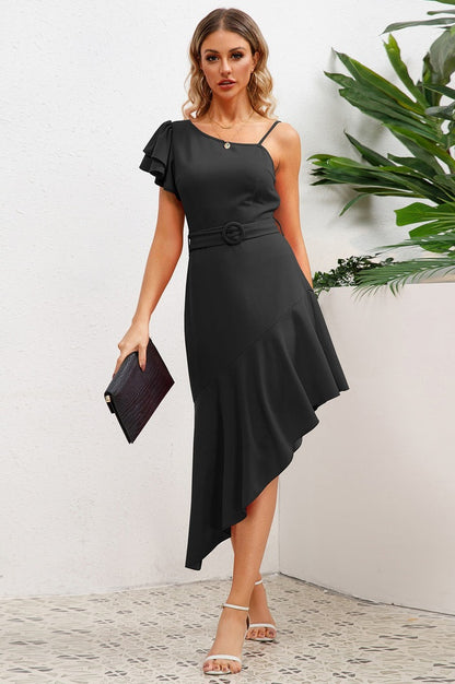 Robe Évasée à Encolure Asymétrique et Manches Papillon