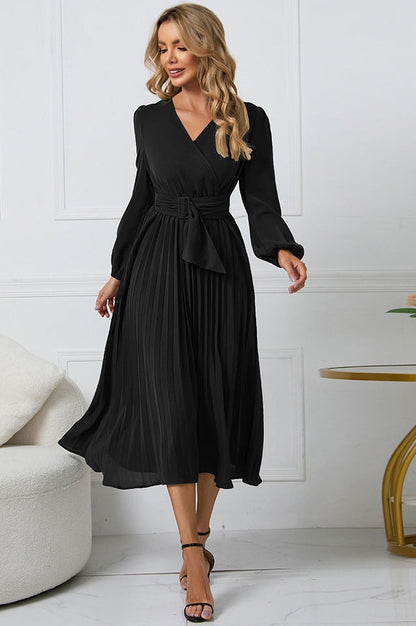 Robe V à Col en V avec Ceinture Plissée