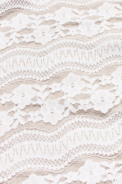 Robe Maxi Évasée en Dentelle Florale à Épaules Dégagées