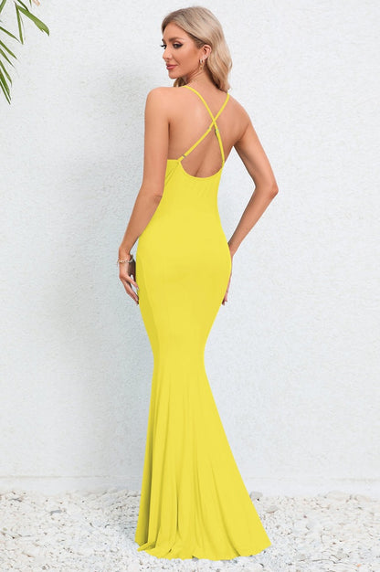 Robe de Soirée Brodée à Bretelles Croisées et Coupe Sirène