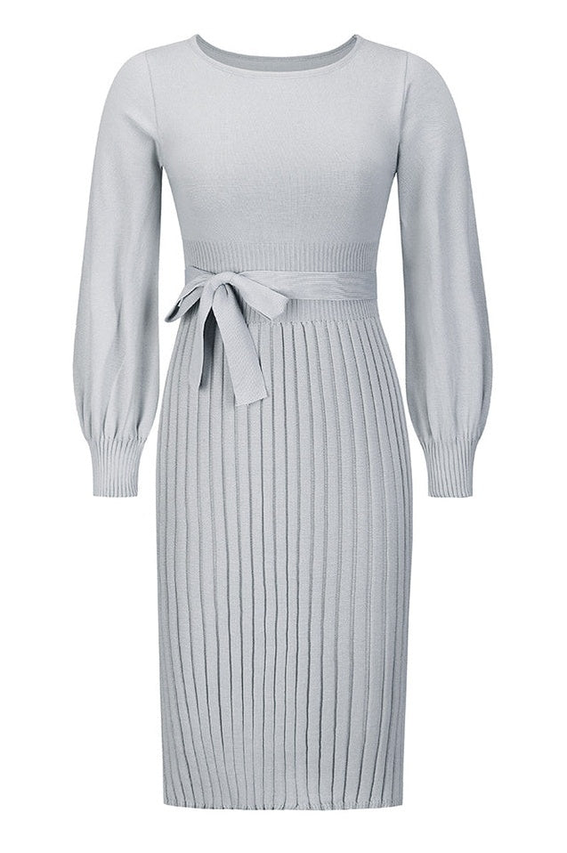 Robe Tricot Épousant à Manches Longues Brodée et Plissée