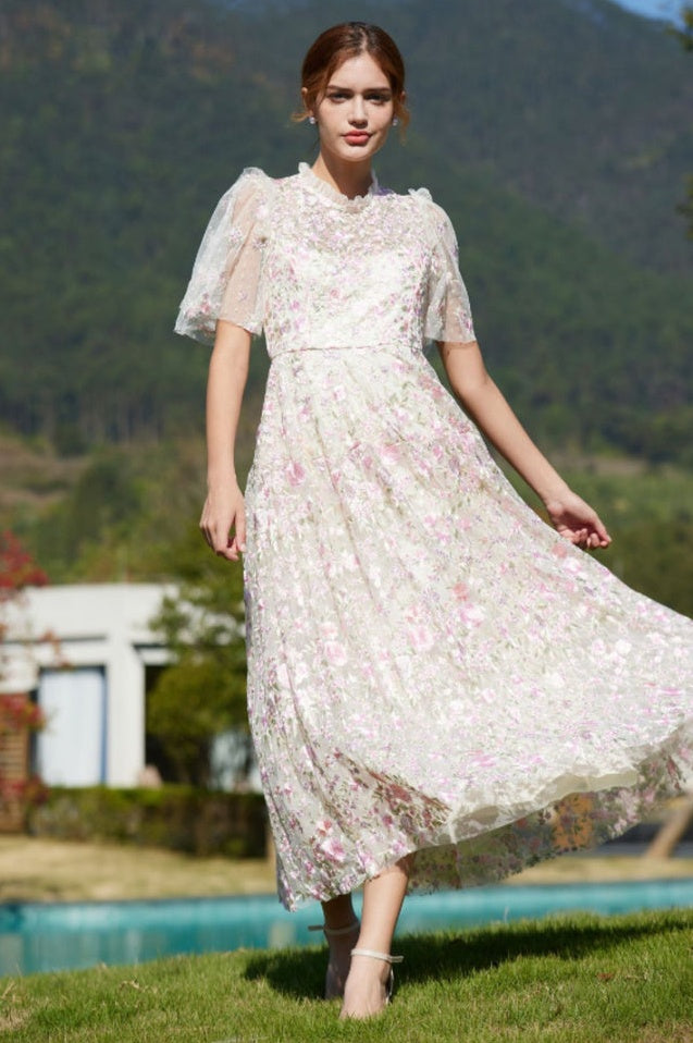 Robe Maxi En Tulle Brodée Opulente - Révier Paris