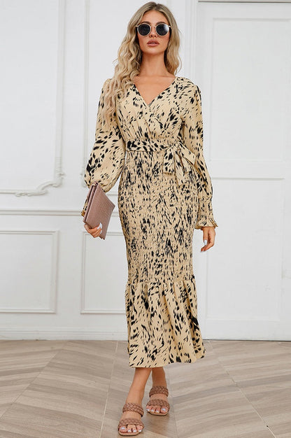 Robe Midi Smockée Imprimée à Col V