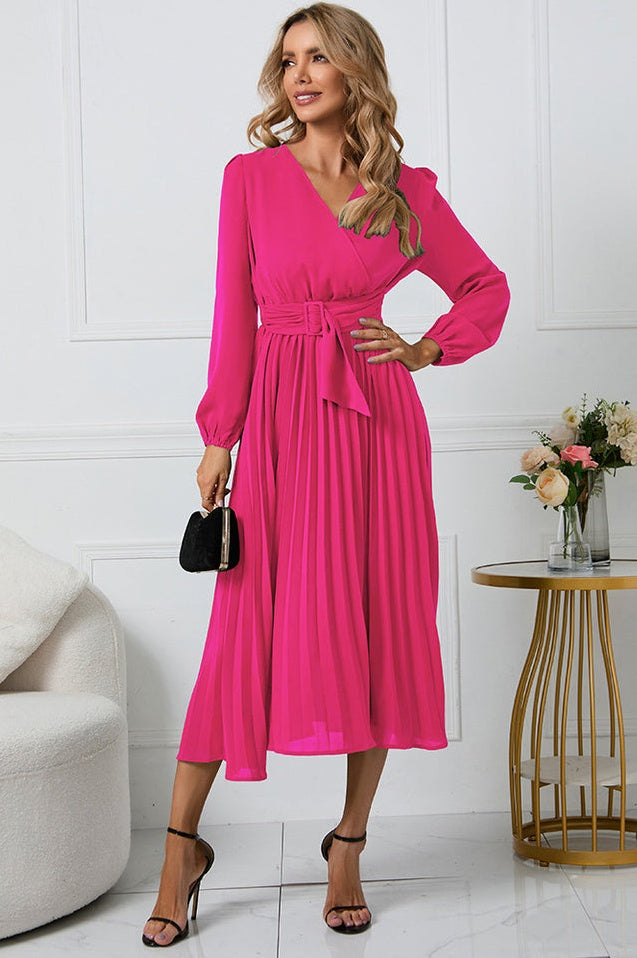 Robe V à Col en V avec Ceinture Plissée - Révier Paris