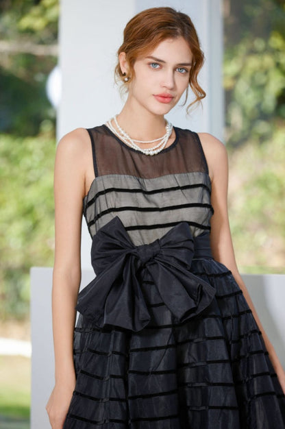 Robe Longue Maxi à Col Rond avec Nœud Papillon