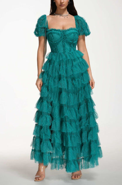 Robe de Cérémonie Évasée à Volants Décolleté Bardot - Révier Paris