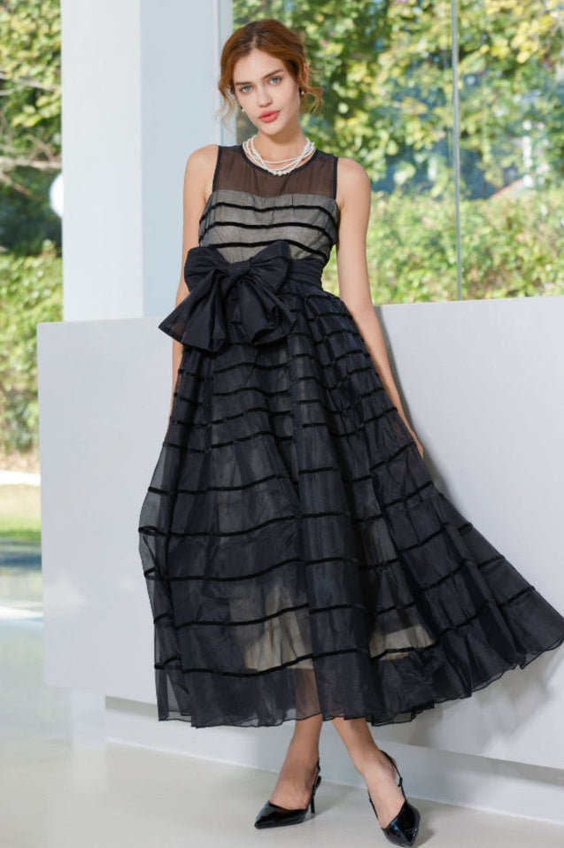 Robe Longue Maxi à Col Rond avec Nœud Papillon
