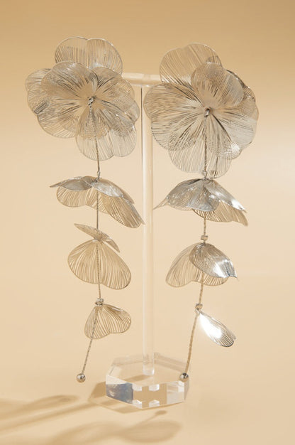 Ensemble de Boucles d'Oreilles et de Collier à Franges Florales