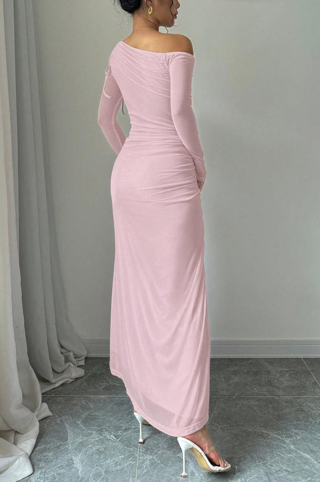 Robe Bodycon à encolure asymétrique