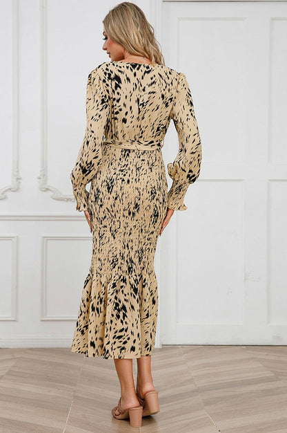 Robe Midi Smockée Imprimée à Col V