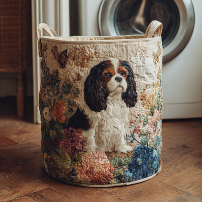 Panier à linge matelassé – Cavalier King Charles et fleurs